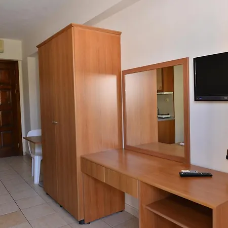 Hotel apartamentowy Orange Apart *